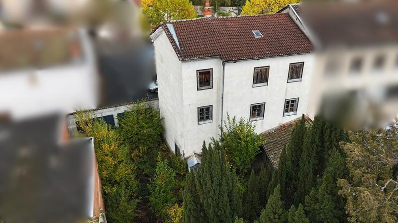 Maison - 506 m² - 15 pièces