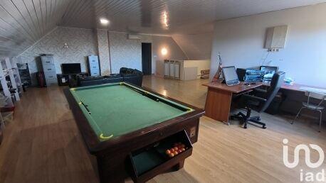 Maison - 250 m² - 7 pièces
