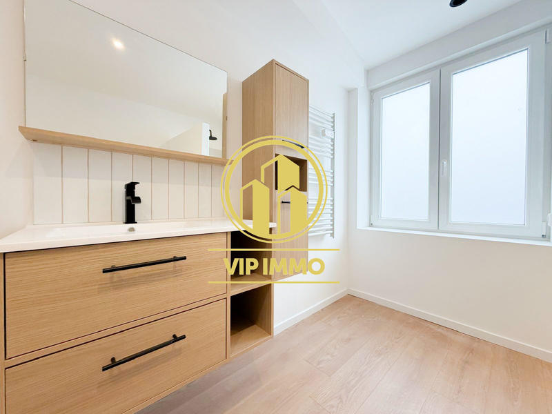 Maison - 90 m² - 6 pièces