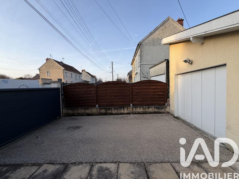 Maison - 101 m² - 7 pièces