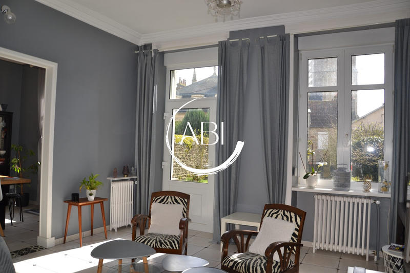 Maison - 160 m² - 8 pièces