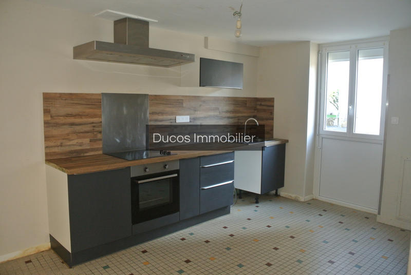 Maison - 230 m² - 7 pièces