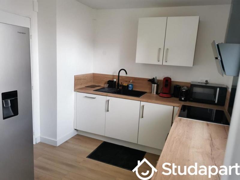 Chambre - 11 m² - 1 pièce