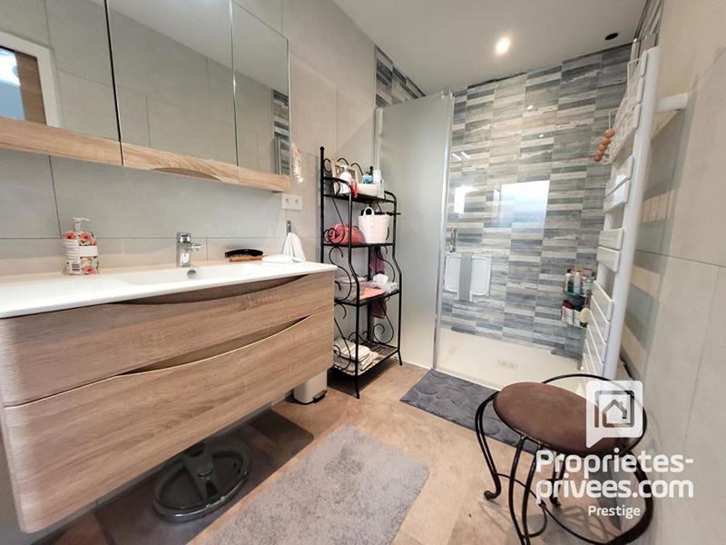 Maison - 172 m² - 7 pièces