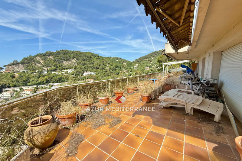 Maison contemporaine - 244 m² - 5 pièces