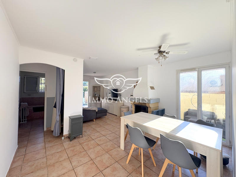 Maison - 93 m² - 4 pièces