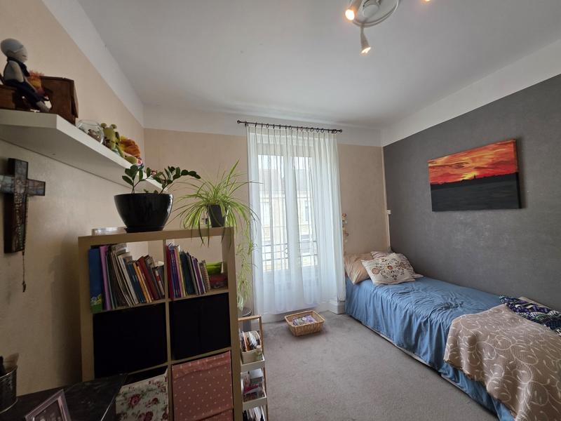 Maison - 188 m² - 7 pièces