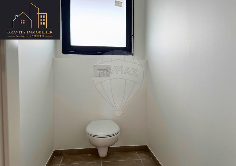 Maison - 103 m² - 5 pièces