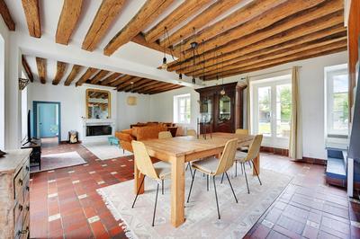 Maison - 350 m² - 7 pièces