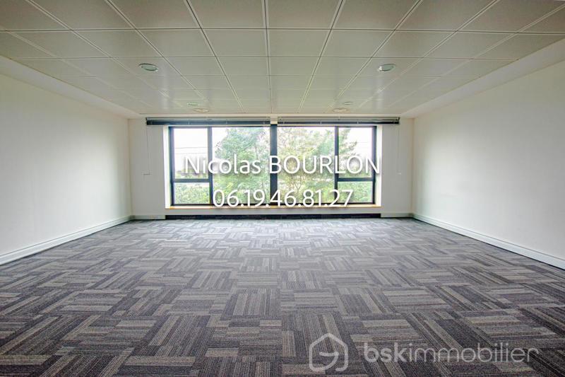 Bureau - 50 m² - 1 pièce