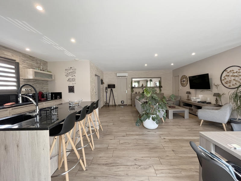 Villa - 121 m² - 5 pièces