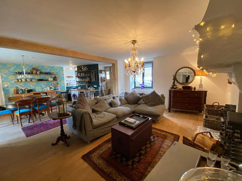 Maison - 101 m² - 4 pièces