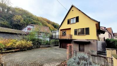 Maison - 145 m² - 8 pièces