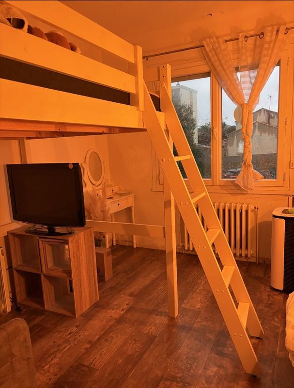 Maison traditionnelle - 210 m² - 5 pièces