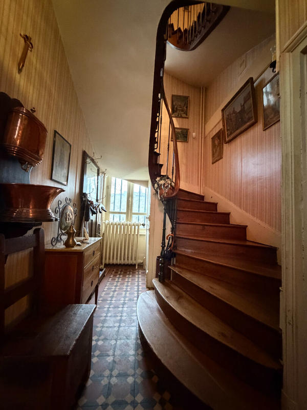 Maison - 144 m² - 6 pièces