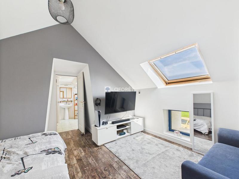 Maison - 342 m² - 12 pièces