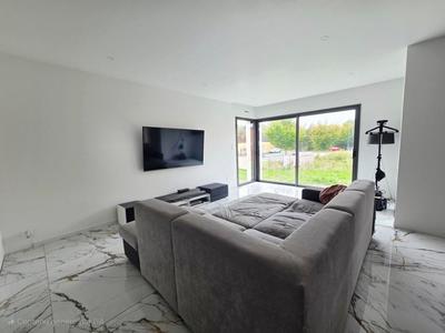 Maison - 125 m² - 6 pièces