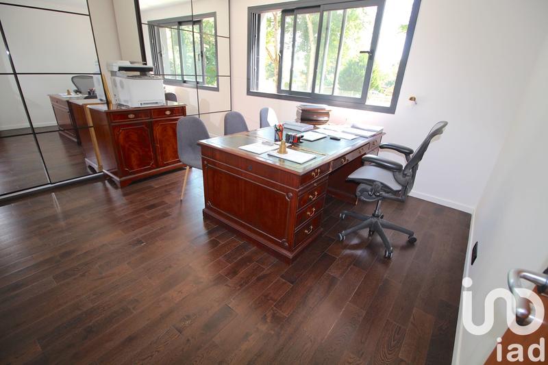 Maison - 185 m² - 7 pièces