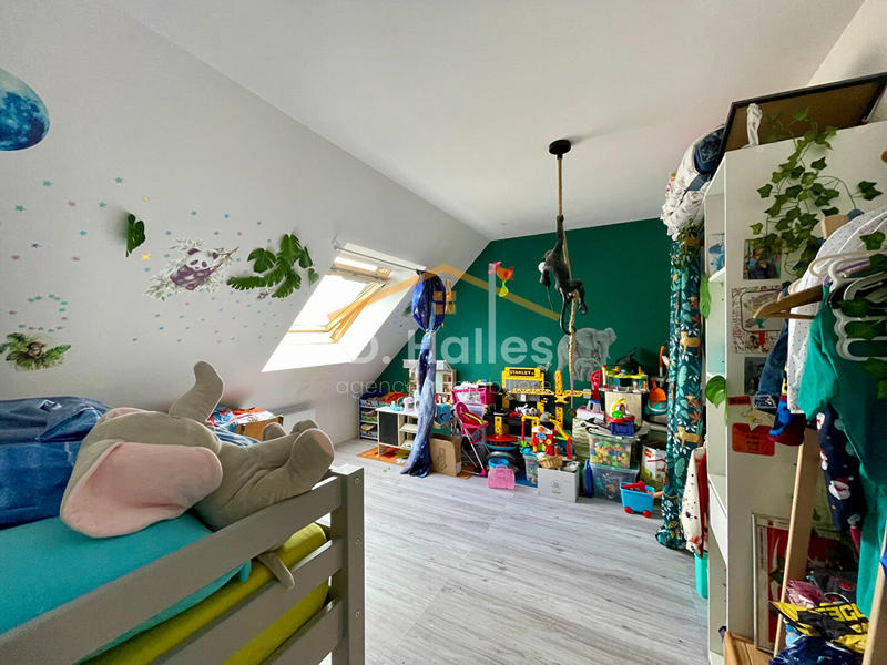 Maison - 101 m² - 5 pièces