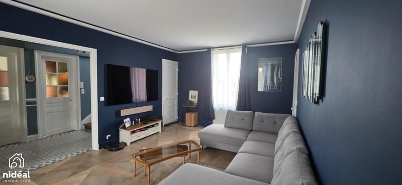 Maison - 178 m² - 8 pièces