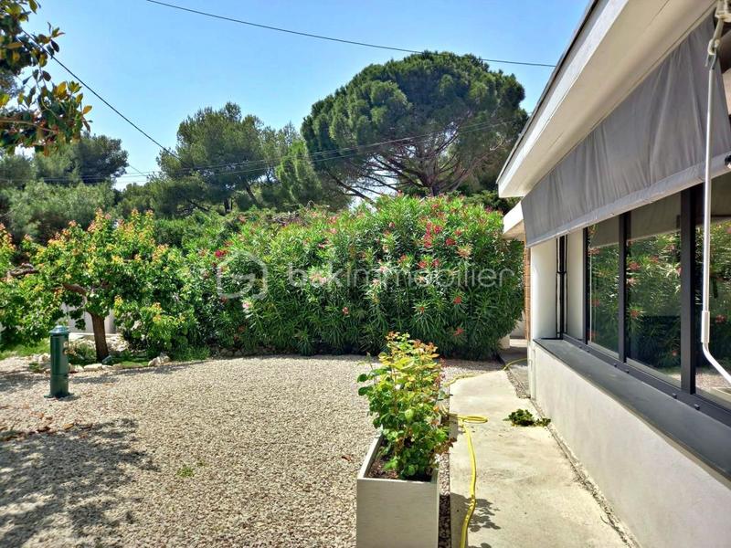 Maison traditionnelle - 202 m² - 7 pièces