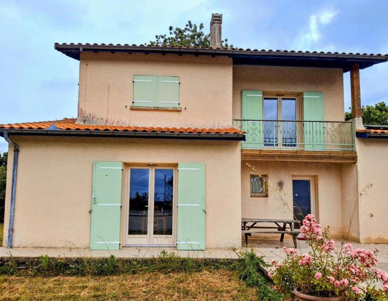 Maison - 160 m² - 5 pièces