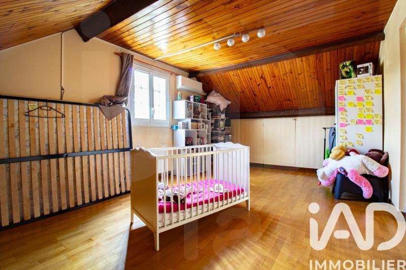 Maison - 135 m² - 9 pièces