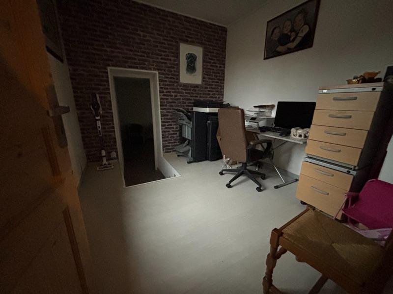 Maison - 260 m² - 20 pièces