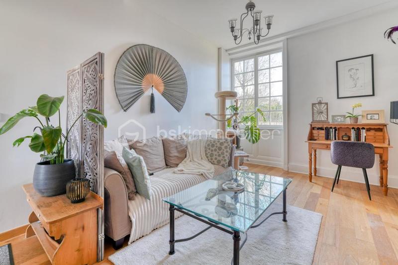 Appartement - 79 m² - 3 pièces