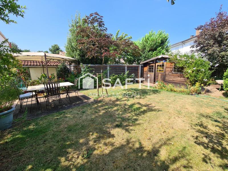 Maison - 140 m² - 5 pièces