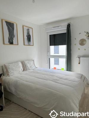 Chambre - 11 m² - 1 pièce