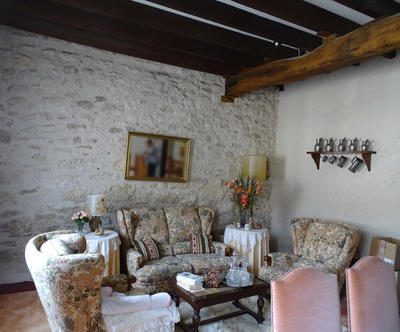 Maison - 240 m² - 8 pièces