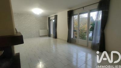 Maison - 137 m² - 8 pièces