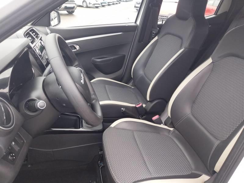 Dacia Spring Essential -23b