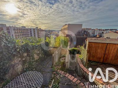 Maison de ville - 239 m² - 9 pièces