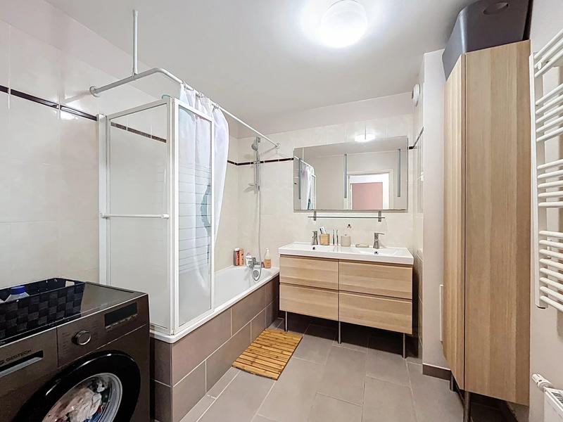 Appartement - 76 m² - 4 pièces