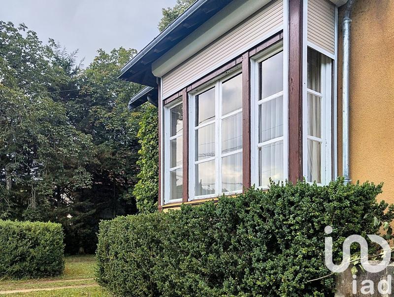 Maison - 241 m² - 10 pièces