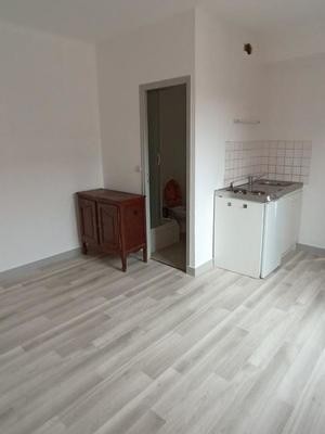 Studio - 15 m² - 1 pièce
