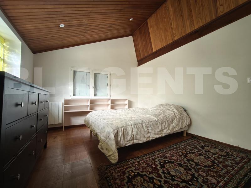 Maison - 182 m² - 5 pièces