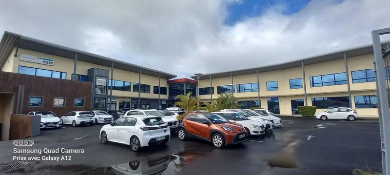 Bureau - 250 m² - 1 pièce