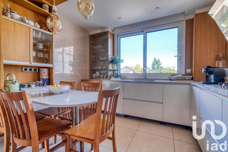 Maison - 170 m² - 6 pièces