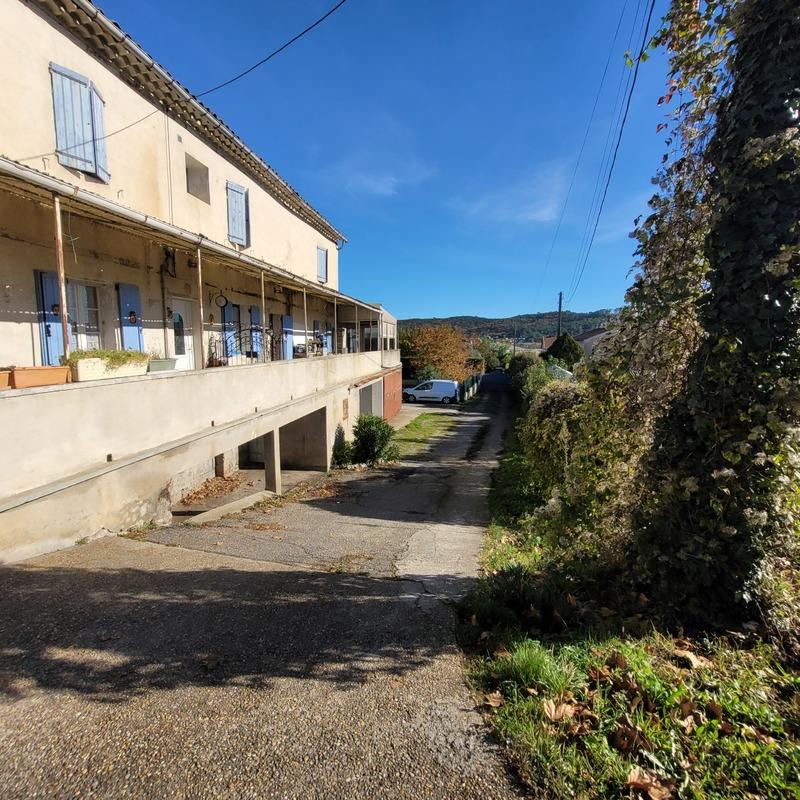 Maison - 148 m² - 9 pièces