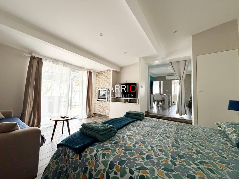 Villa - 234 m² - 11 pièces