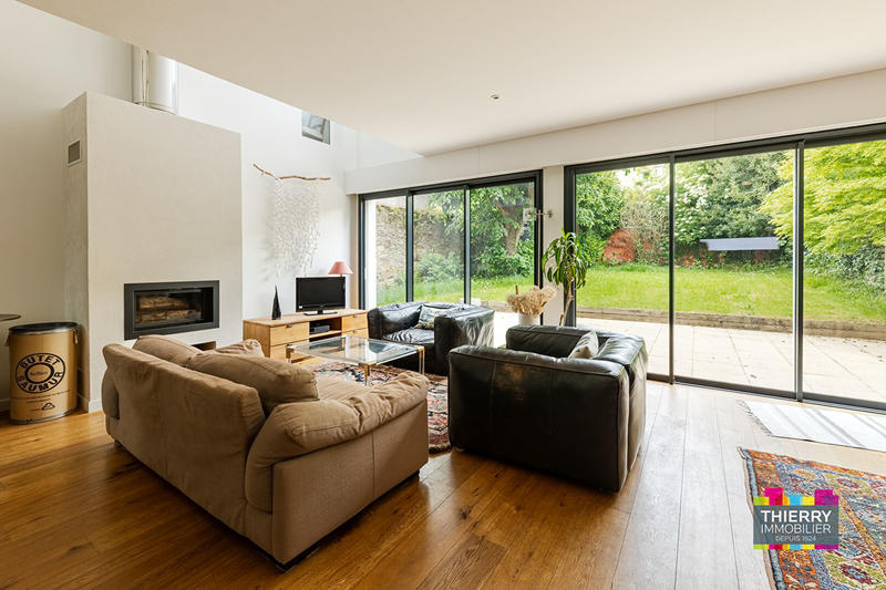 Maison - 178 m² - 6 pièces