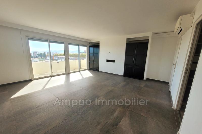 Appartement - 250 m² - 4 pièces