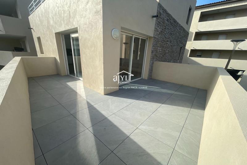 Appartement - 94 m² - 4 pièces