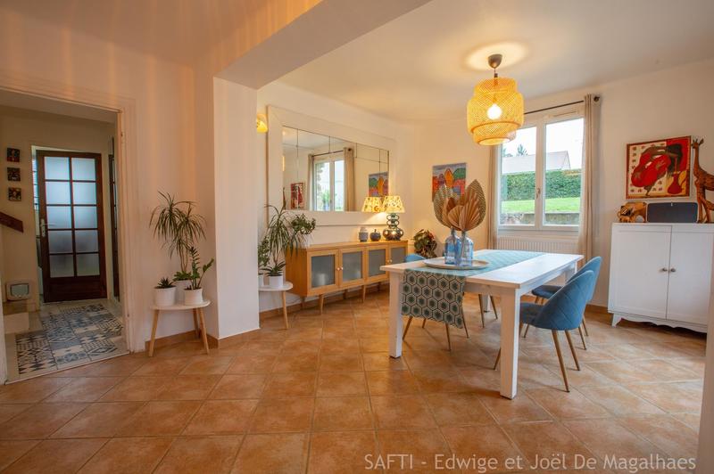 Maison - 190 m² - 7 pièces