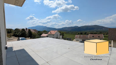 Maison - 95 m² - 5 pièces