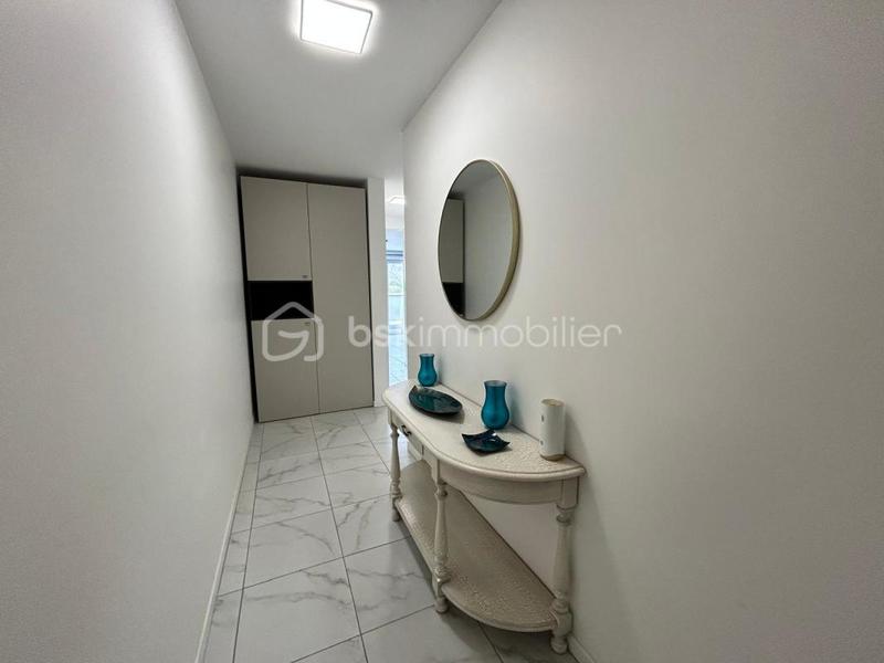 Appartement - 96 m² - 3 pièces