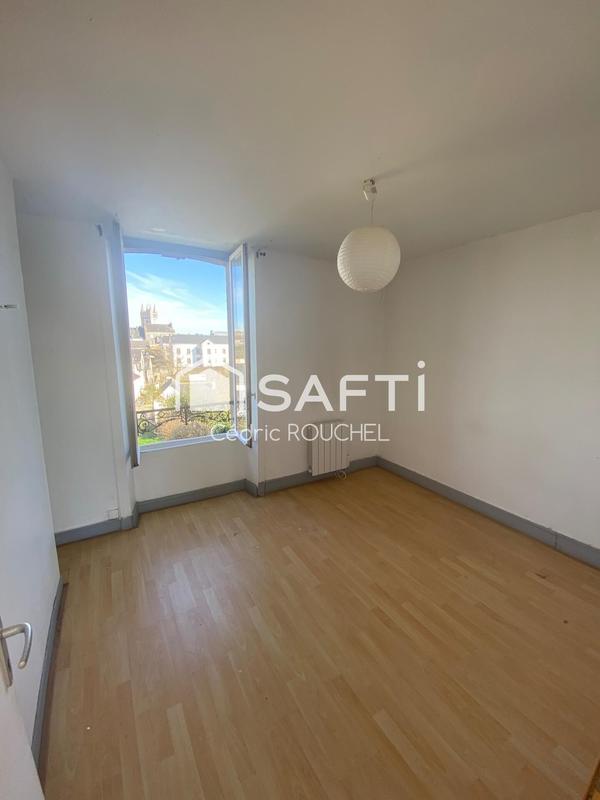 Maison - 137 m² - 8 pièces